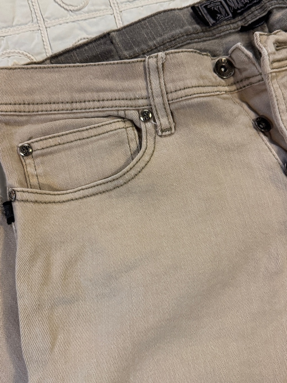 Social Collision Jeans - Picture 2 of 7